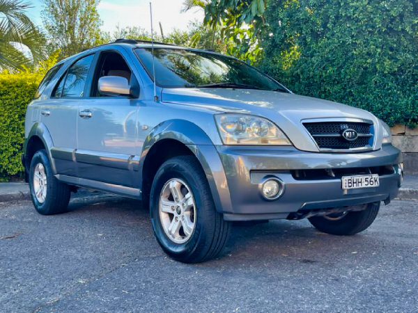 Used Sorento for sale - front drivers side view